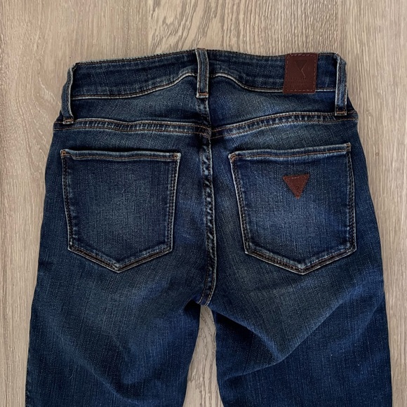 Guess - sexy curve jeans - Picture 2 of 3